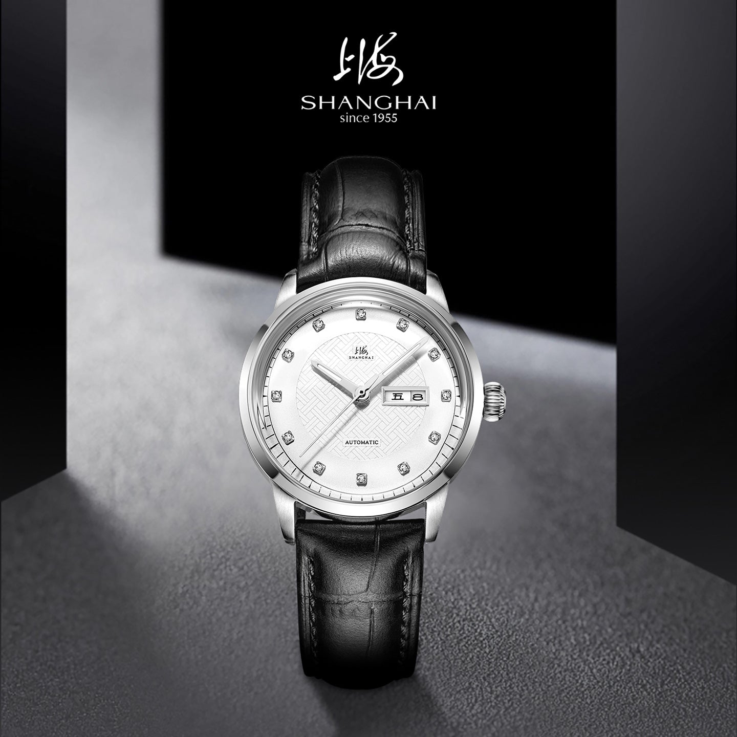 How a Shanghai vintage watch fits daily wear